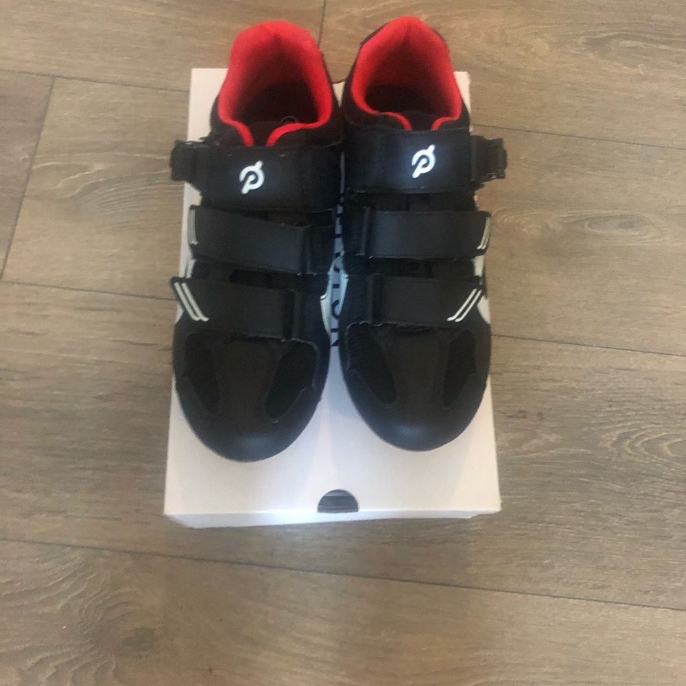 Peloton spin shoes